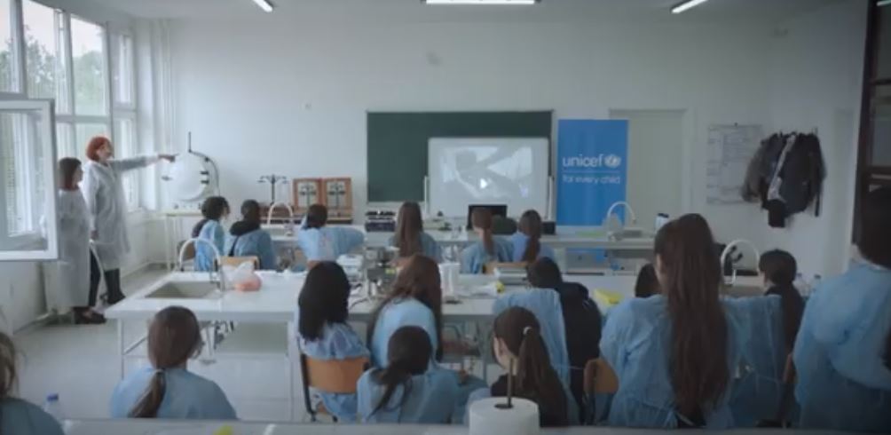 Laboratori bio-teknologjik në shkollë – shembuj praktikë të përpunimit të bio-mbeturinave